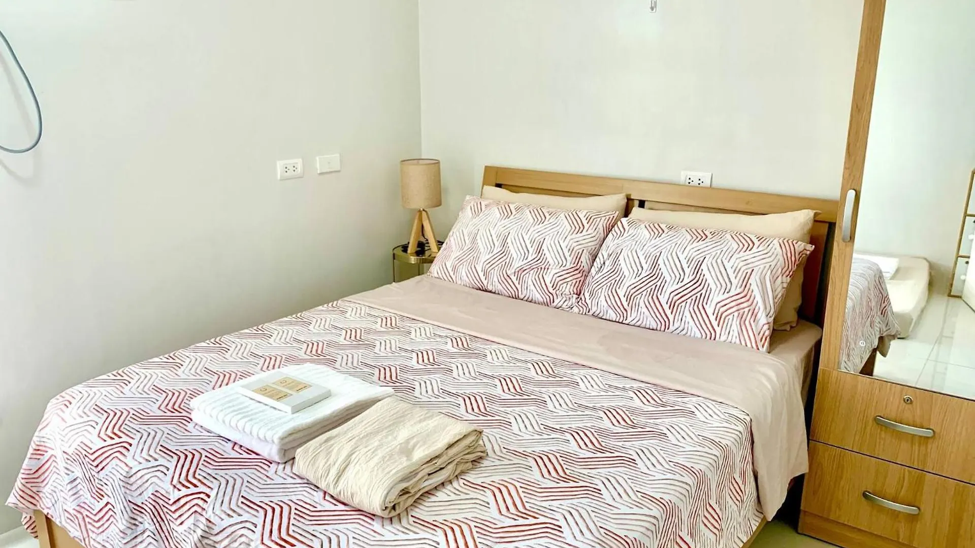 Panglao-Island Condo Unit Rental Dauis